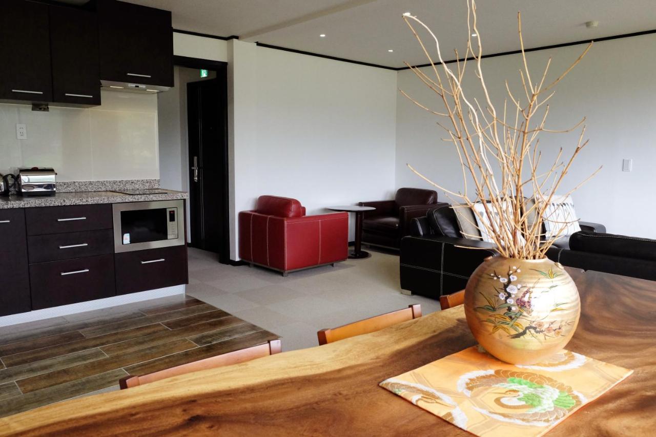 Ski-In, Ski-Out Iwatake Apartments Hakuba Extérieur photo